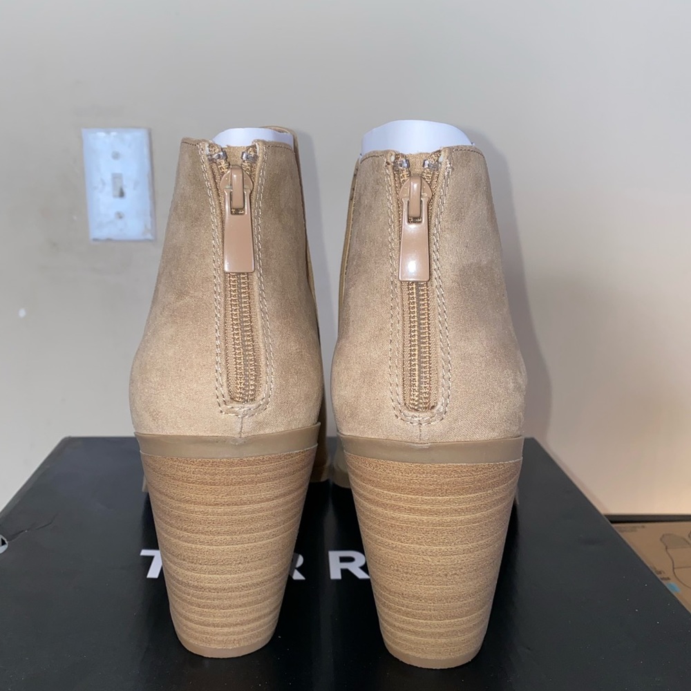 Torrid V-Cut Booties - Picture 3 of 4